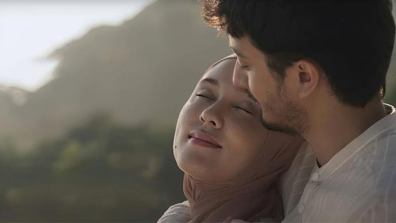 172 Days movie backdrop