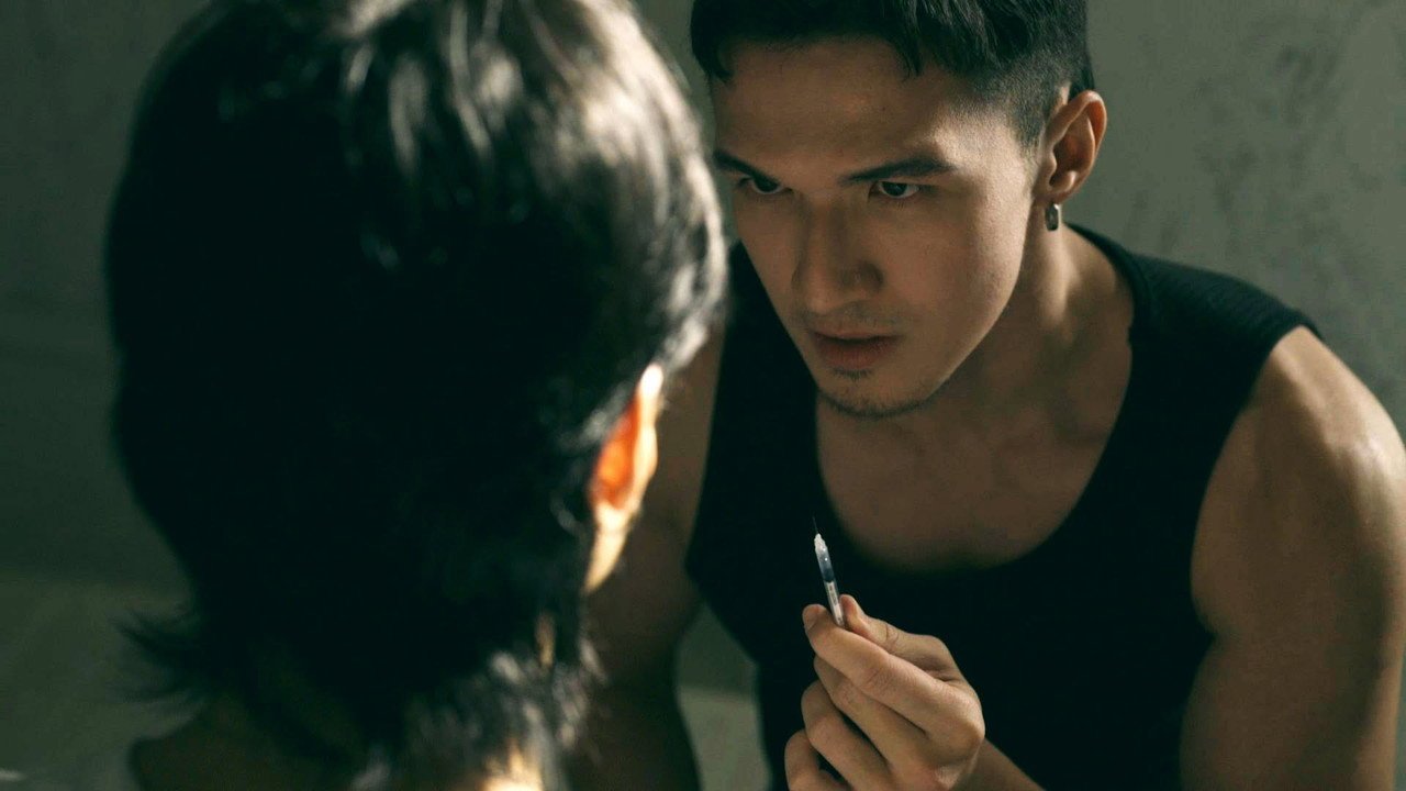 Love on the Needle Tip (2026) movie scene