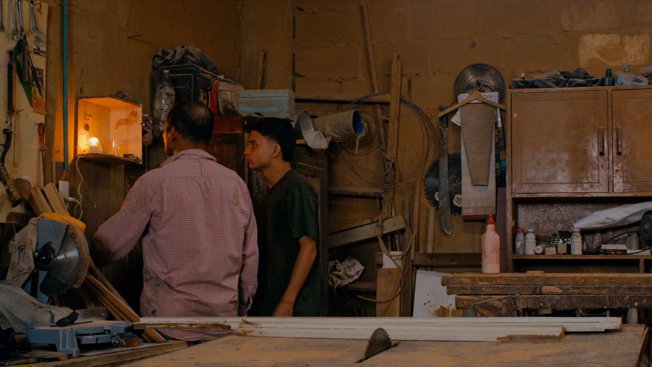 Escisión de la Cigarra (2026) movie scene