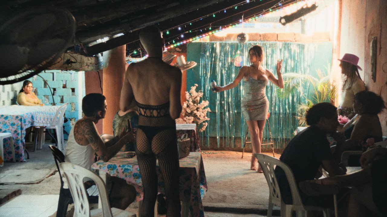 Salón de Belleza (2026) movie scene