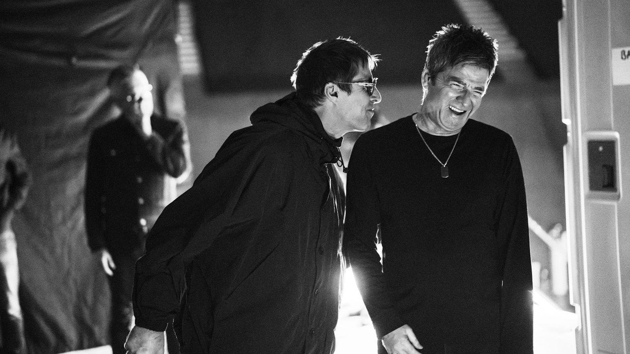 Oasis: Don't Look Back in Anger (2026) movie scene