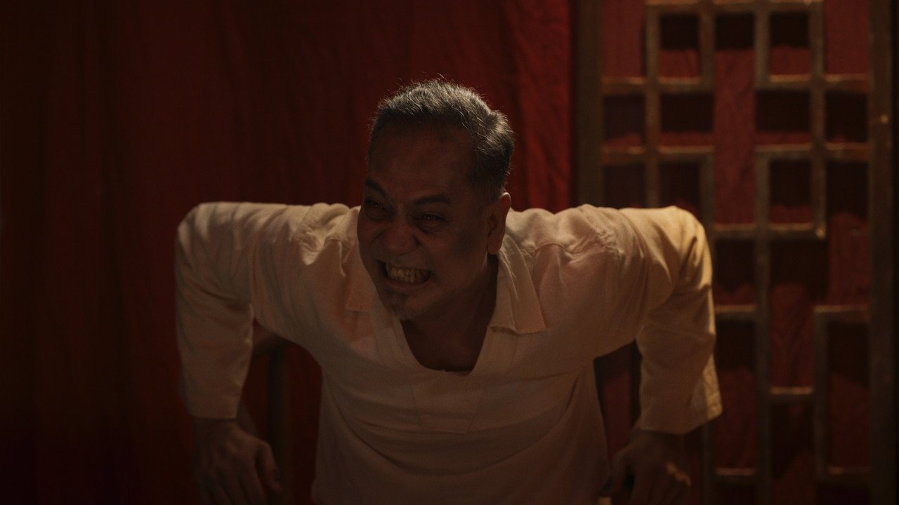 Togel: Diantara PHK dan Hutang (2026) movie scene